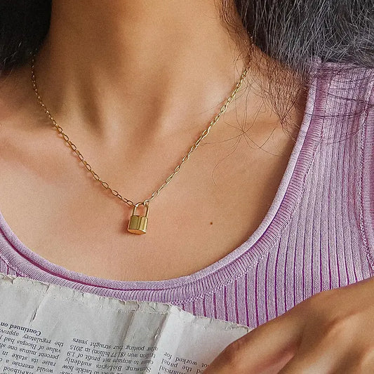 Locky 18K Necklace