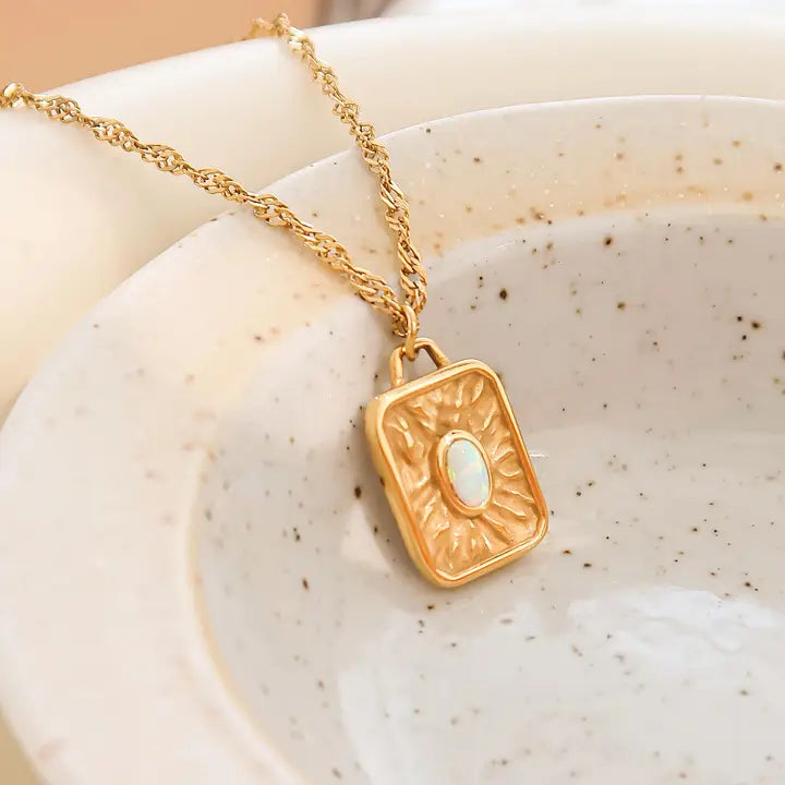 Elaine 18K Necklace
