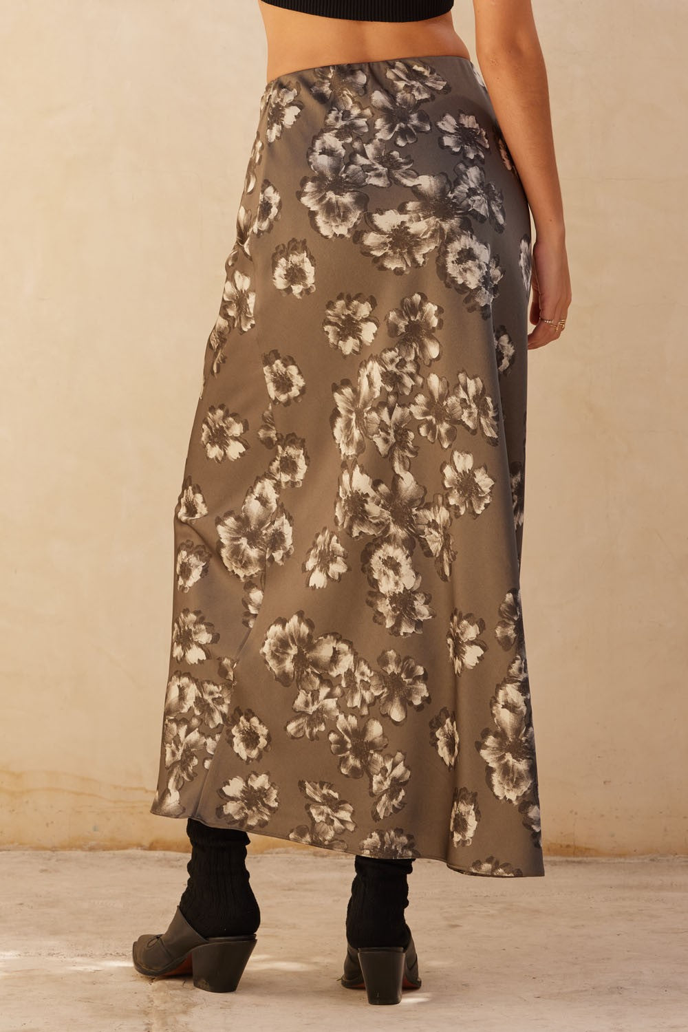 Stone Skirt