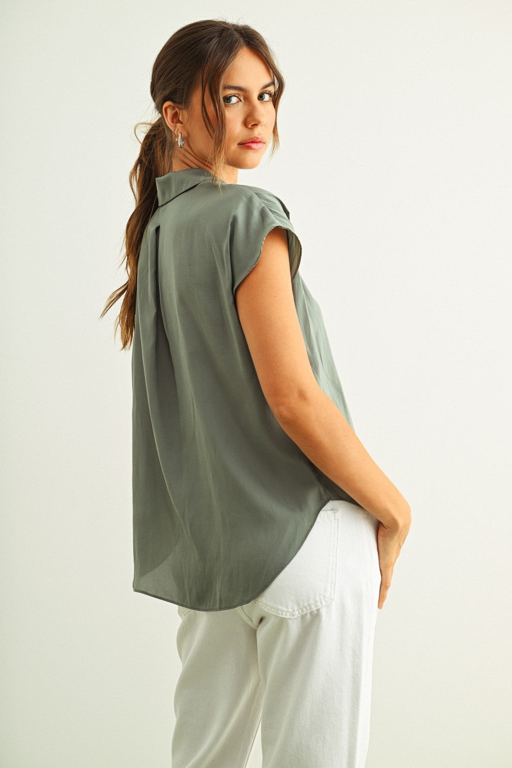 Jaded Button Top