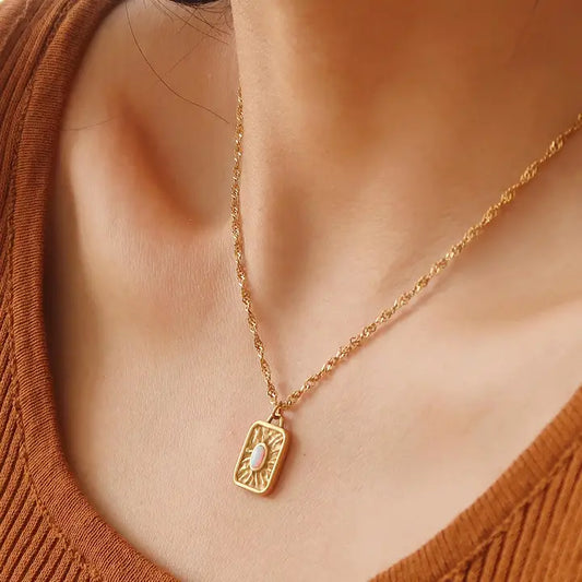 Elaine 18K Necklace
