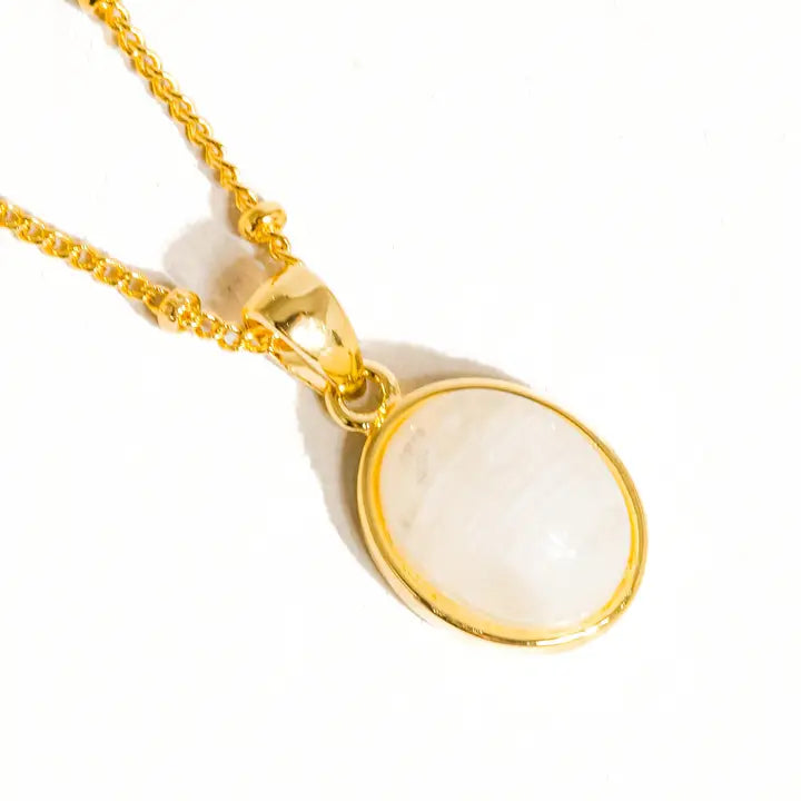 Caillou Necklace
