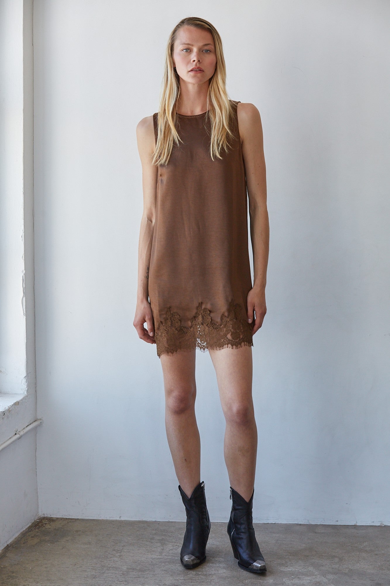 Maisie Lace Mini