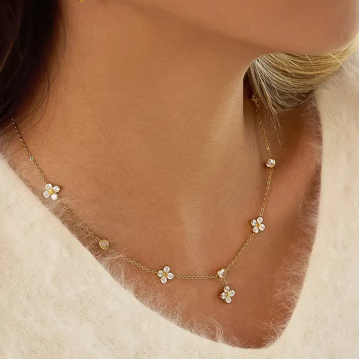 Aveline Necklace